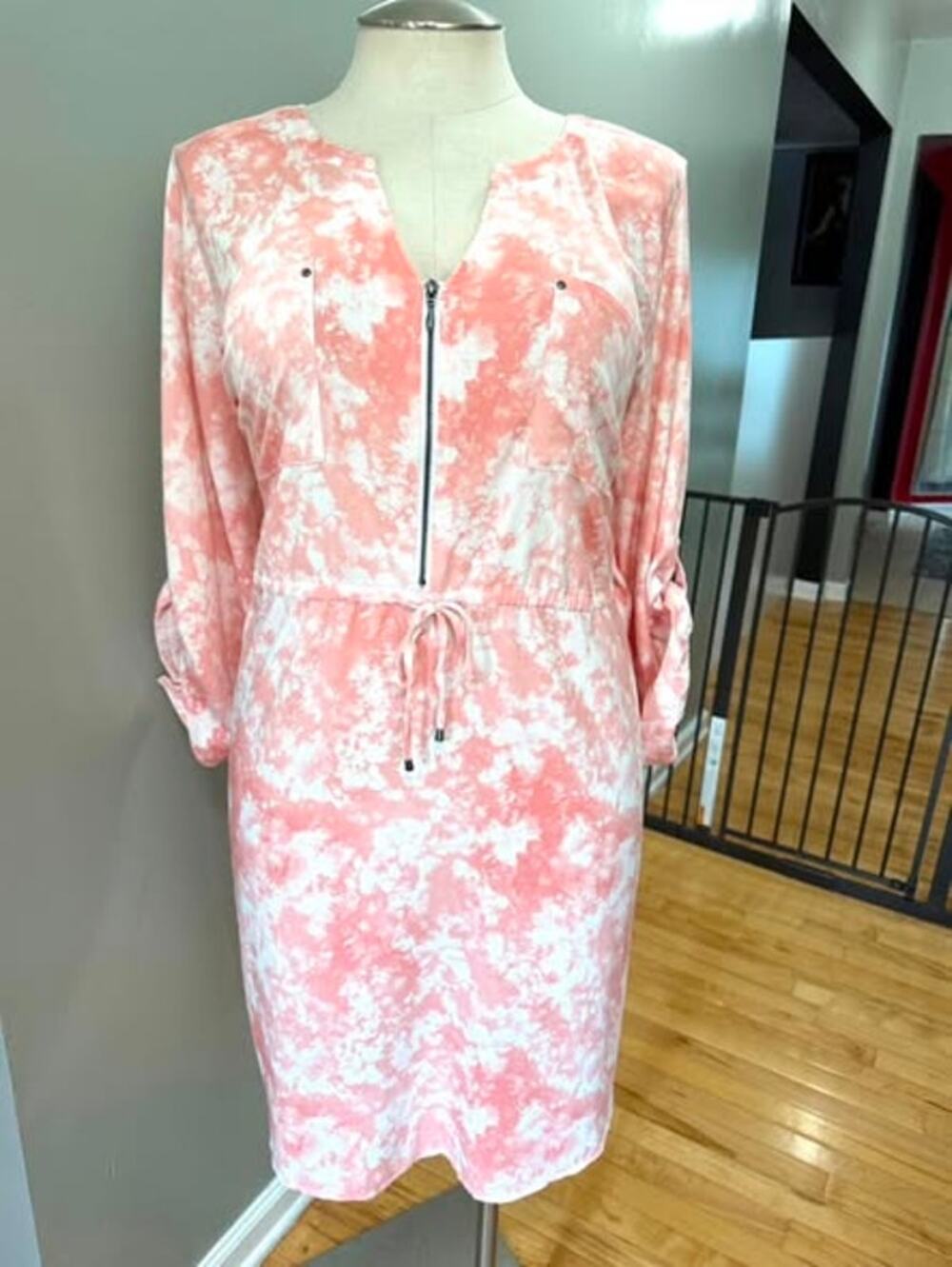 Torrid Plus Size 6 (6X 30) Pink/White Tie Dye Zip Front Challis Shirt Dress New